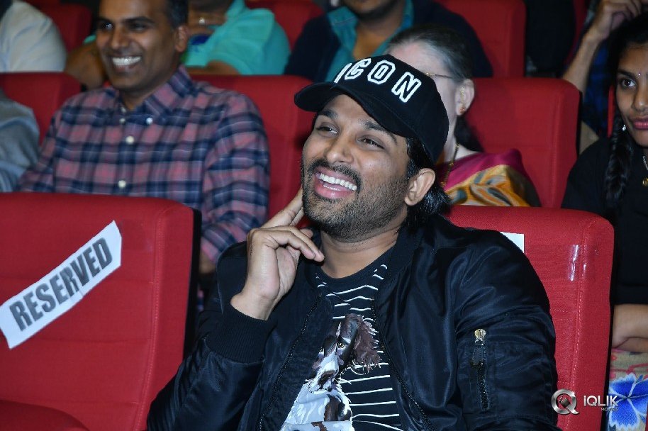 Padi-Padi-Leche-Manasu-Movie-Pre-Release-Event